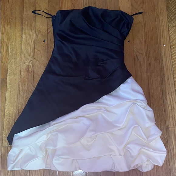 Junior Prom Dress - Picture 1 of 3